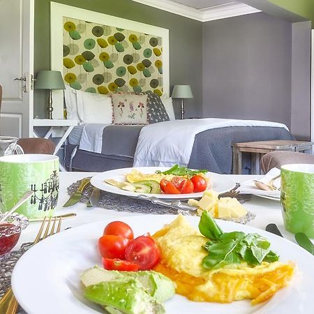 Upper House Guesthouse คลาเรนส์ ภายนอก รูปภาพ