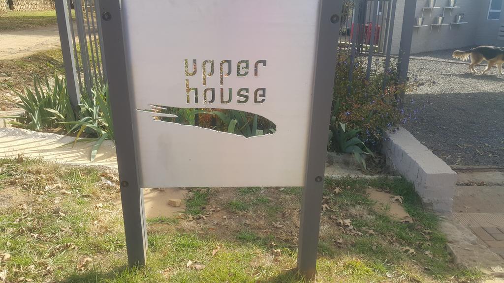 Upper House Guesthouse คลาเรนส์ ภายนอก รูปภาพ